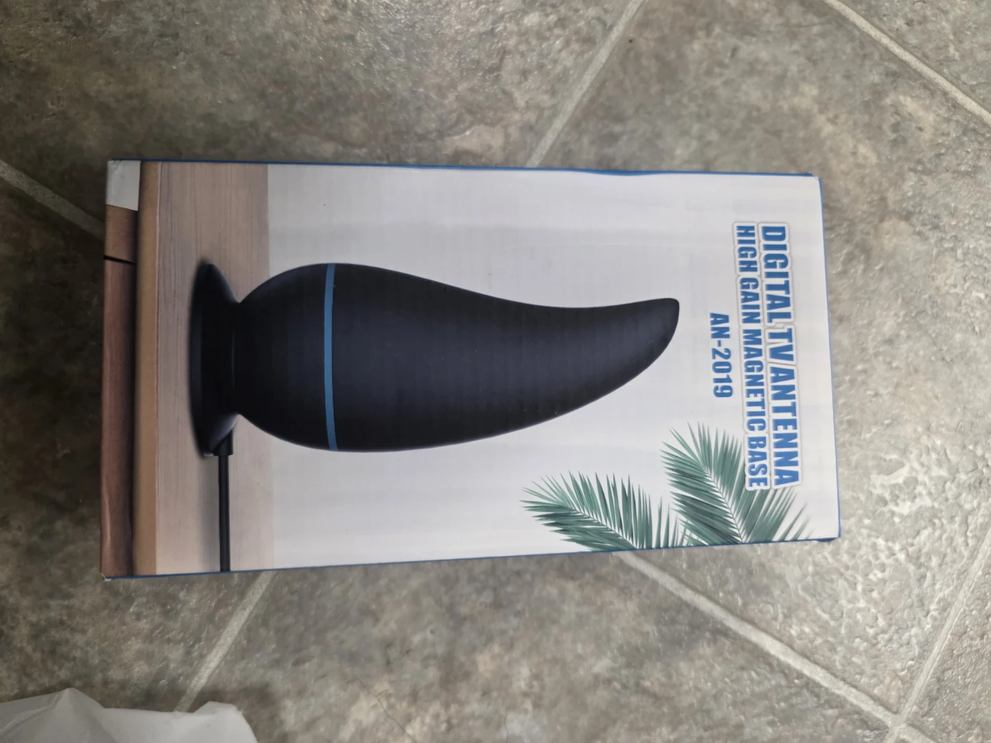 Digital TV Antenna AN-2019 - High Gain Magnetic Base