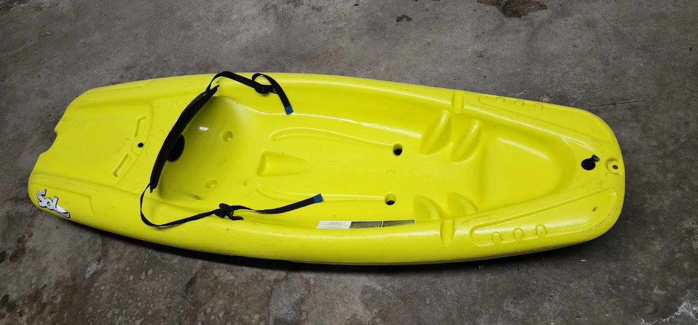 "Pelican 6-ft youth solo kayak