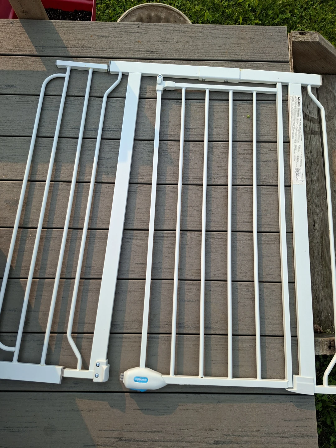 White Metal Baby Safety Gate - photo 2