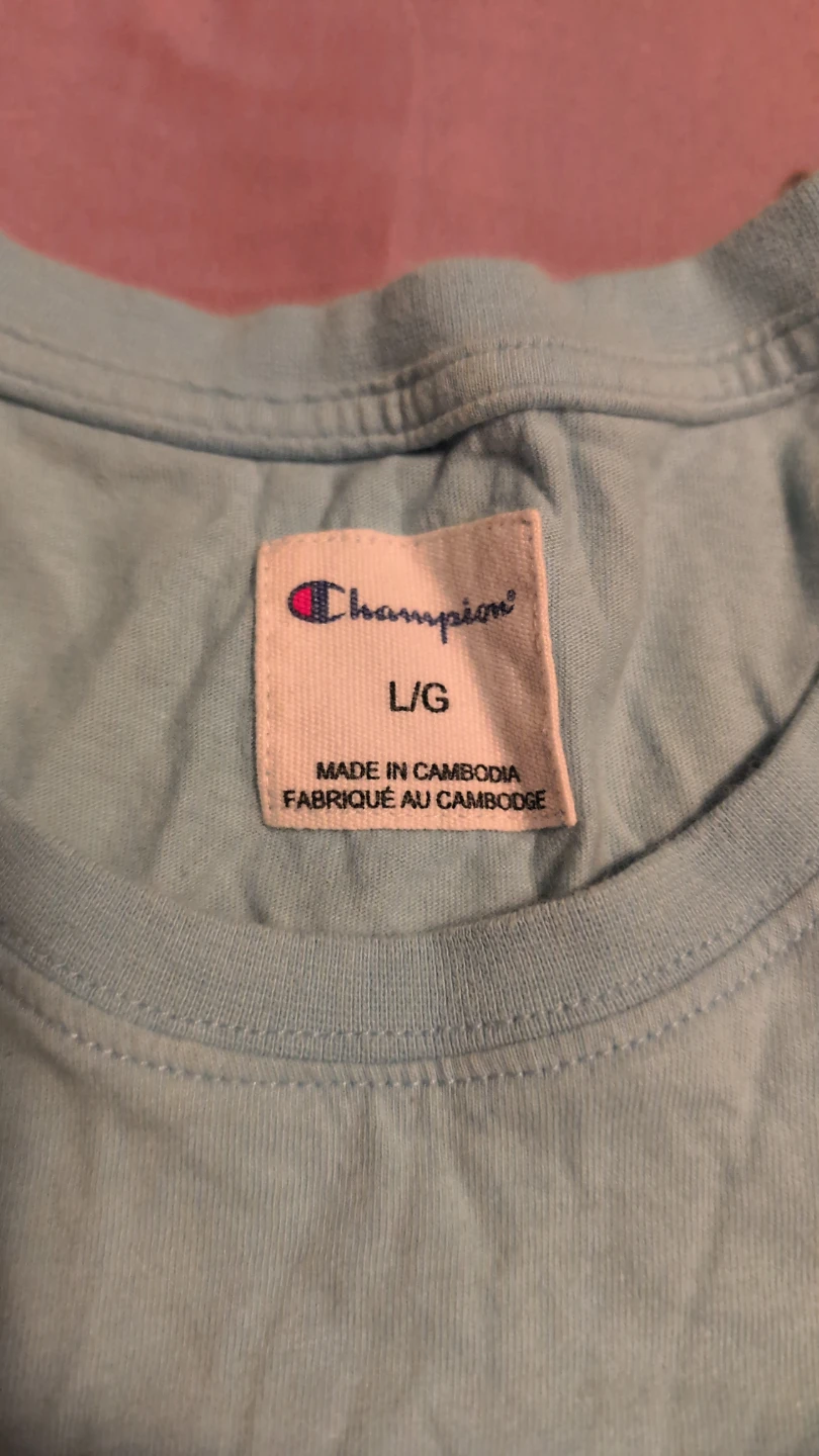 3 Champion Light Blue T-Shirt, + grey T-shirt and shorts. - photo 4