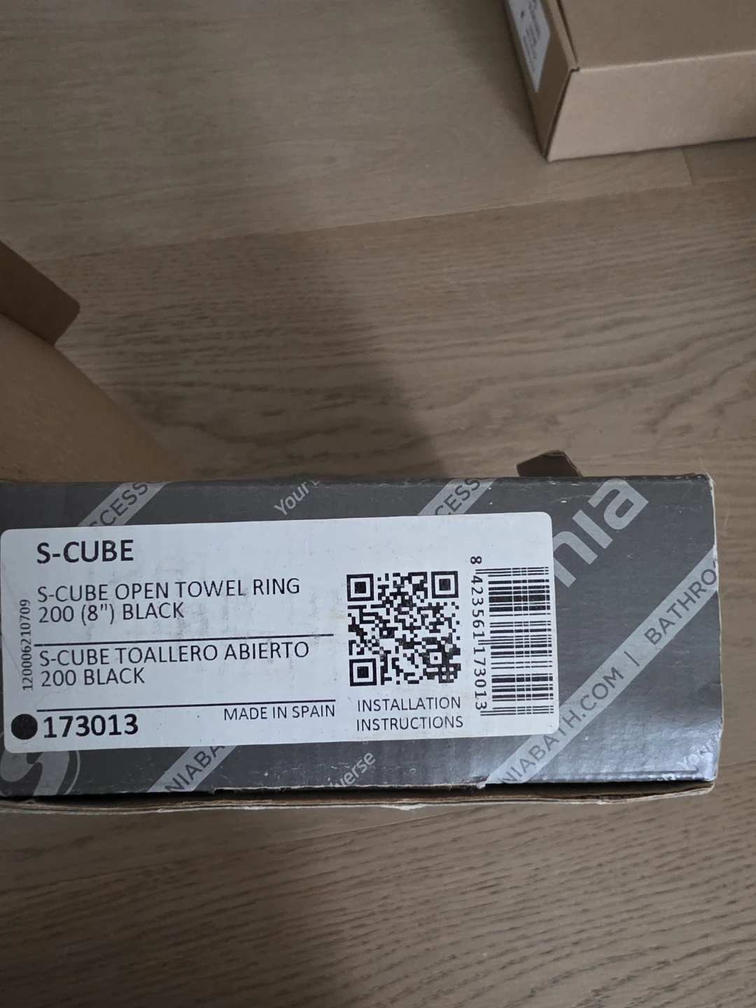 Sonia S-Cube Open Towel Ring - 200mm Black