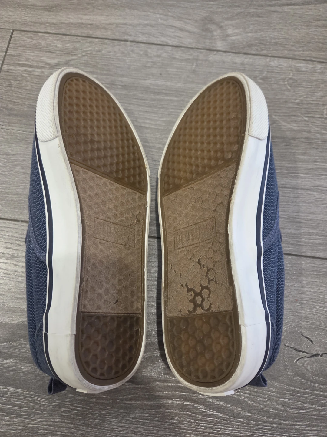 Old Navy Blue Chambray Slip-On Shoes - Size 2 Toddler - photo 4