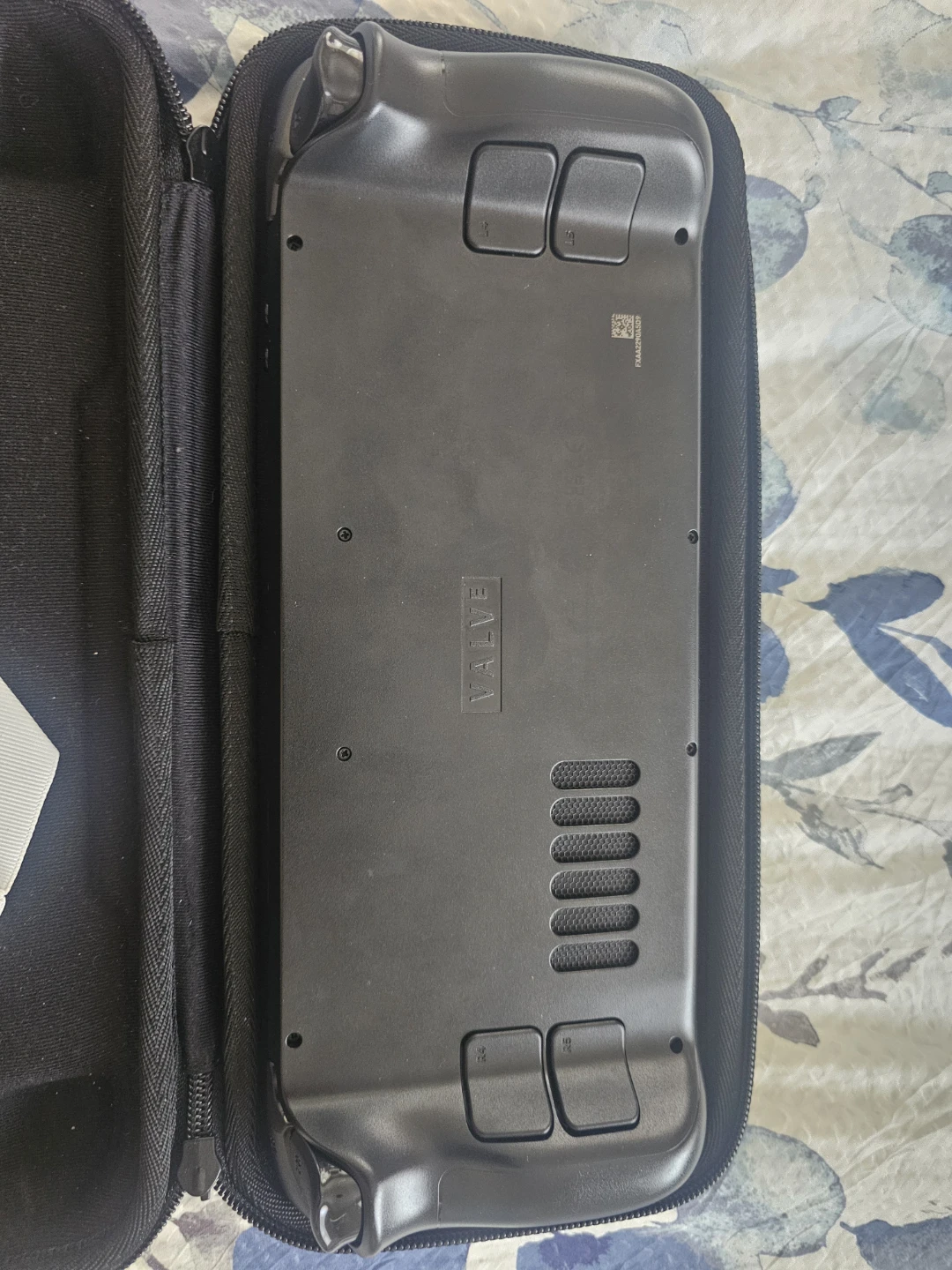 Valve Steam Deck Handheld Gaming Console with Case - photo 2