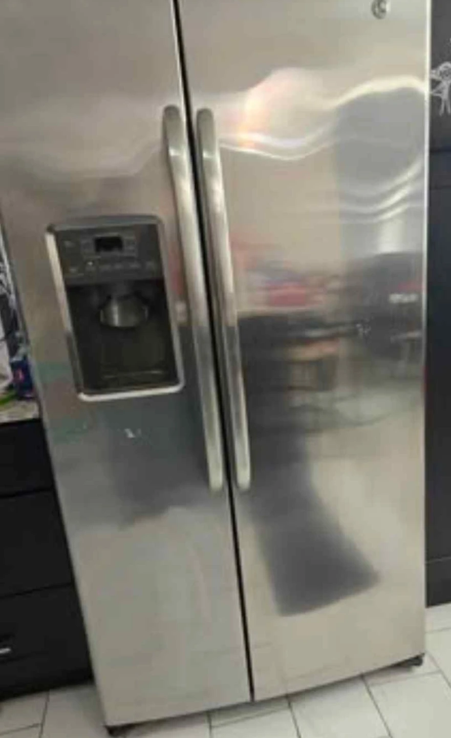 GE® 25.9 Cu. Ft. Side-By-Side Refrigerator - photo 2