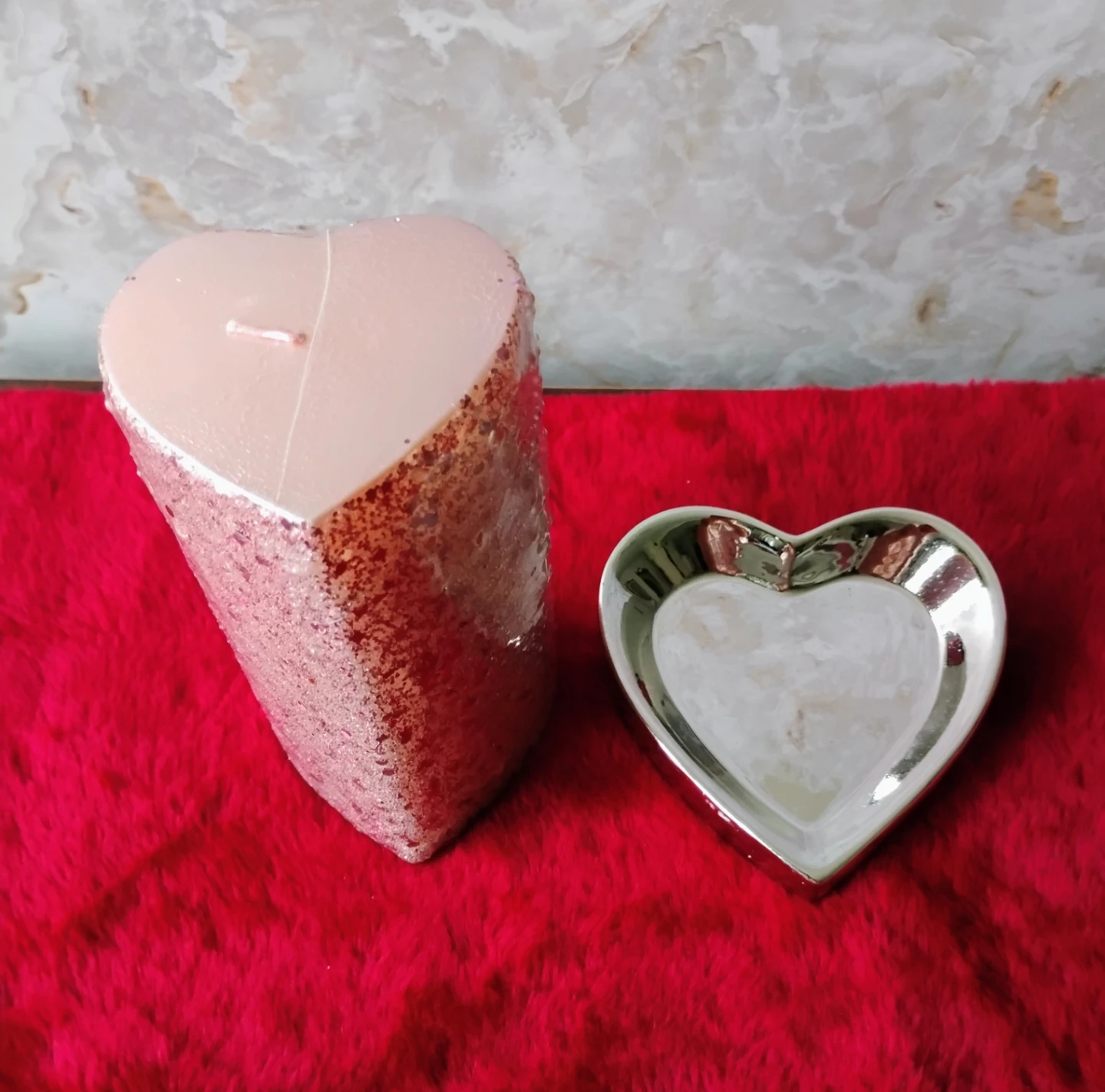 GLITTERED HEART-SHAPED PINK CANDLE WITH BASE - photo 2
