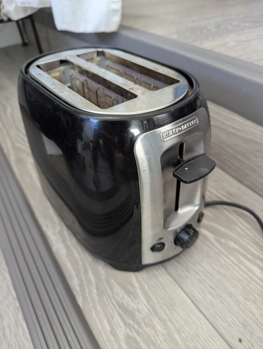Black & Decker 2-Slice Toaster - photo 2