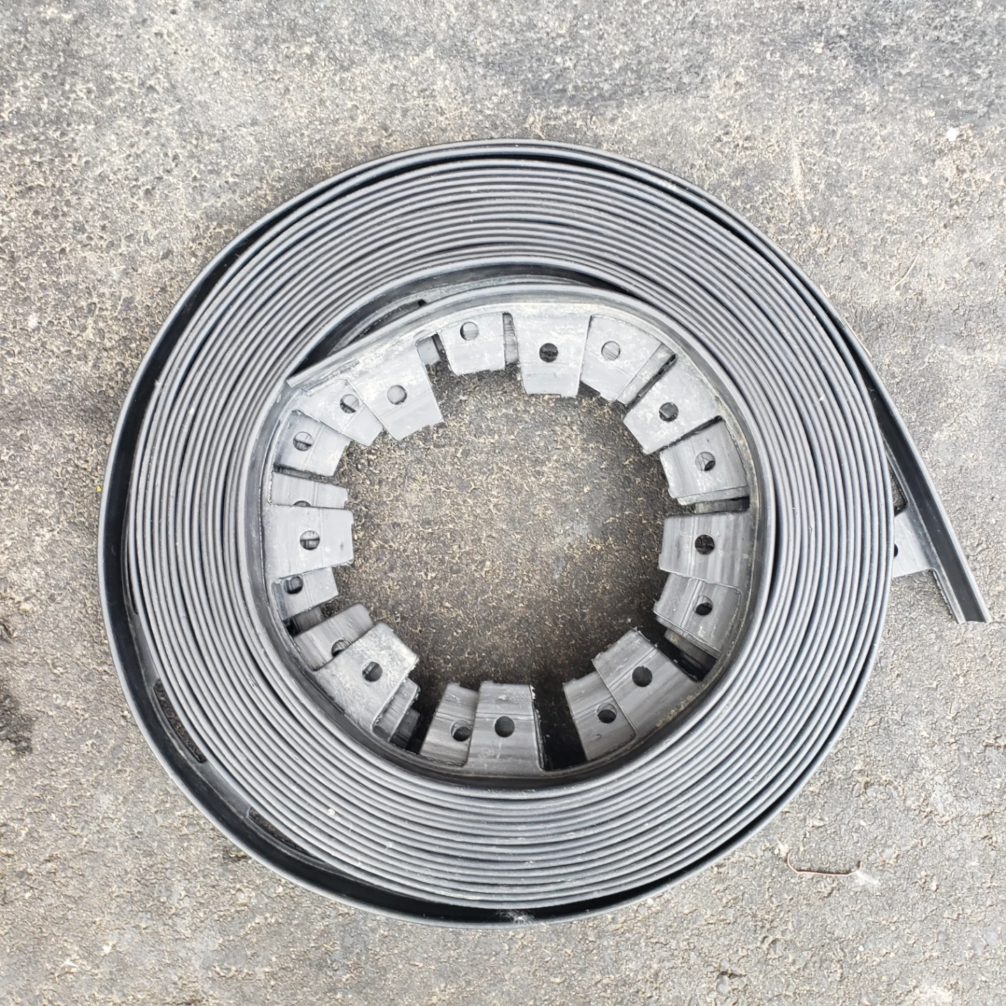 Vigoro 60 ft No-Dig Edging - photo 4
