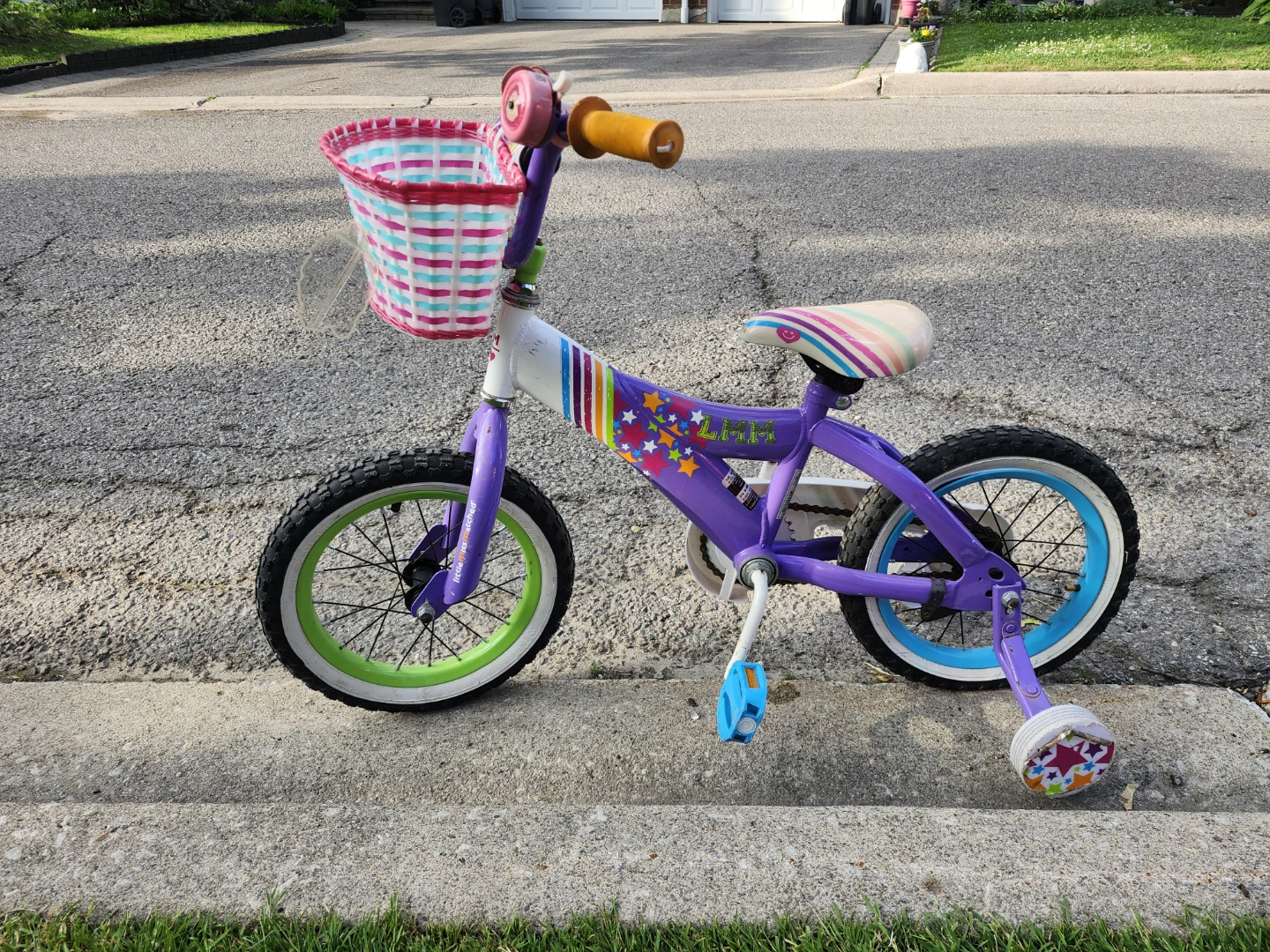 Kids' Purple and White Bike with Basket - photo 2