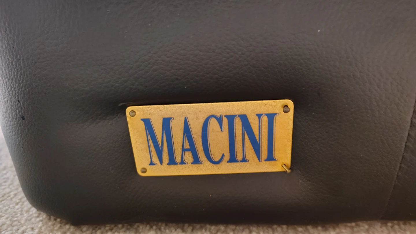 MACINI Black Leather Sofa - photo 4