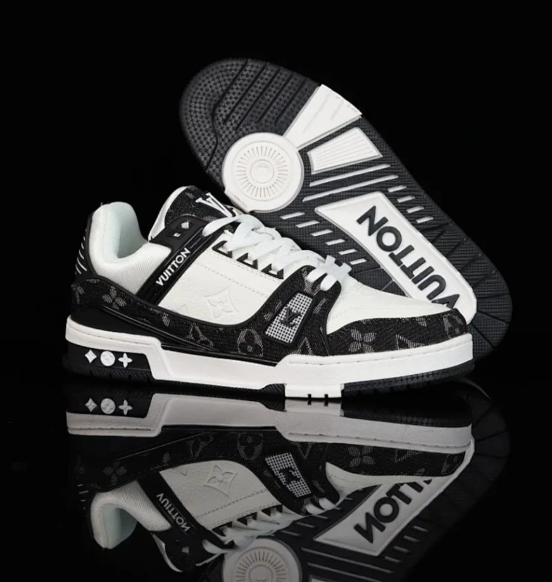Louis Vuitton Sneakers