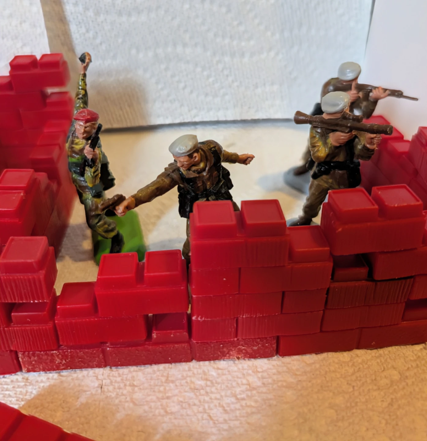 Vintage Brittains Deetail - British SAS and Paratroopers - photo 3