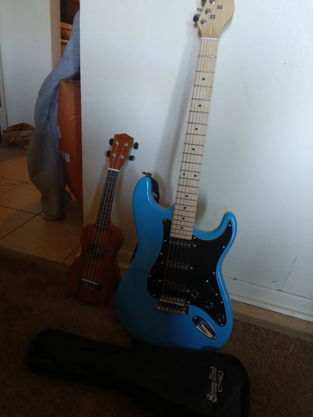 Blue Electric Guitar with Gig Bag