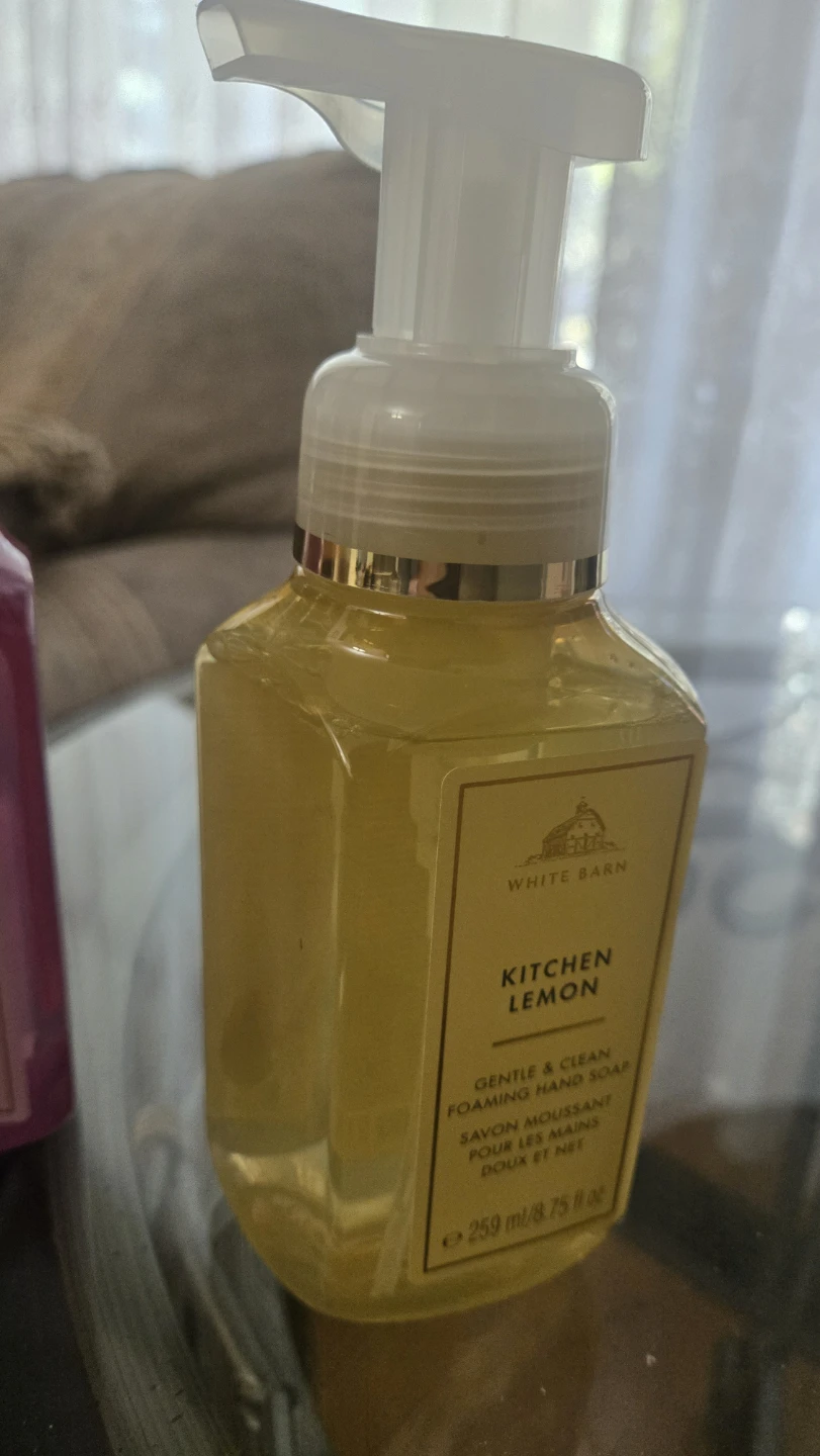 White Barn Kitchen Lemon Foaming Hand Soap
