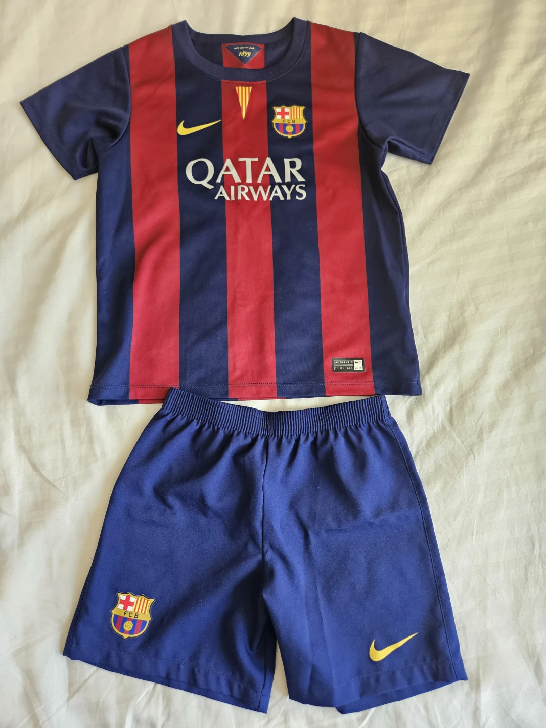 FC Barcelona Soccer Jersey and Shorts Set Size M