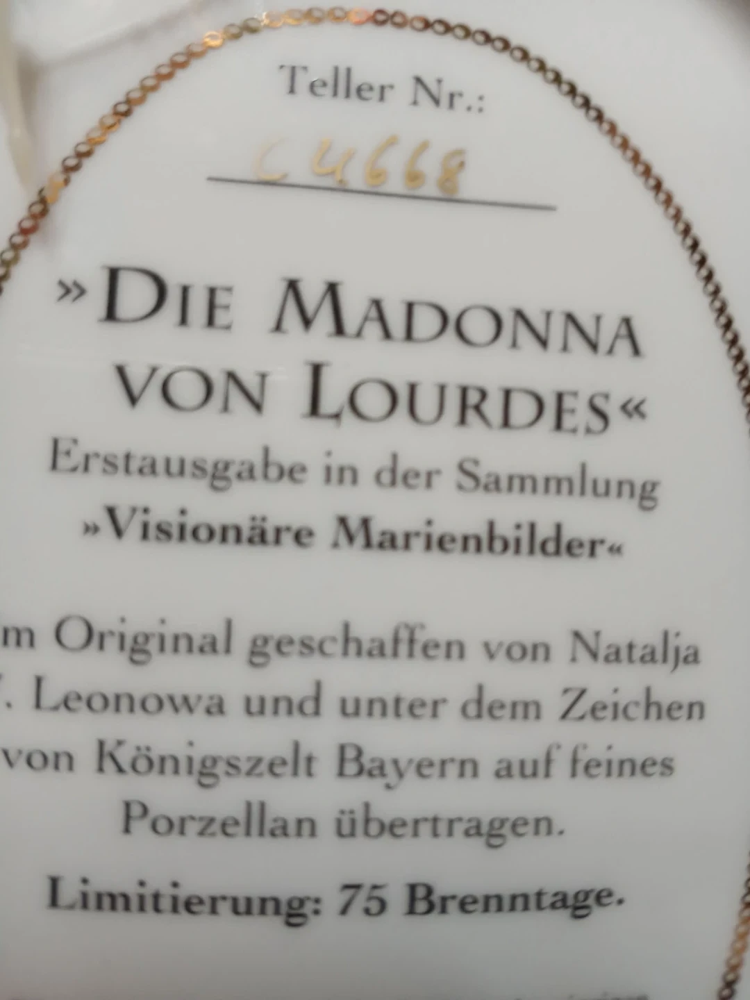 The Madonna von Lourdes Collection Plate - photo 2