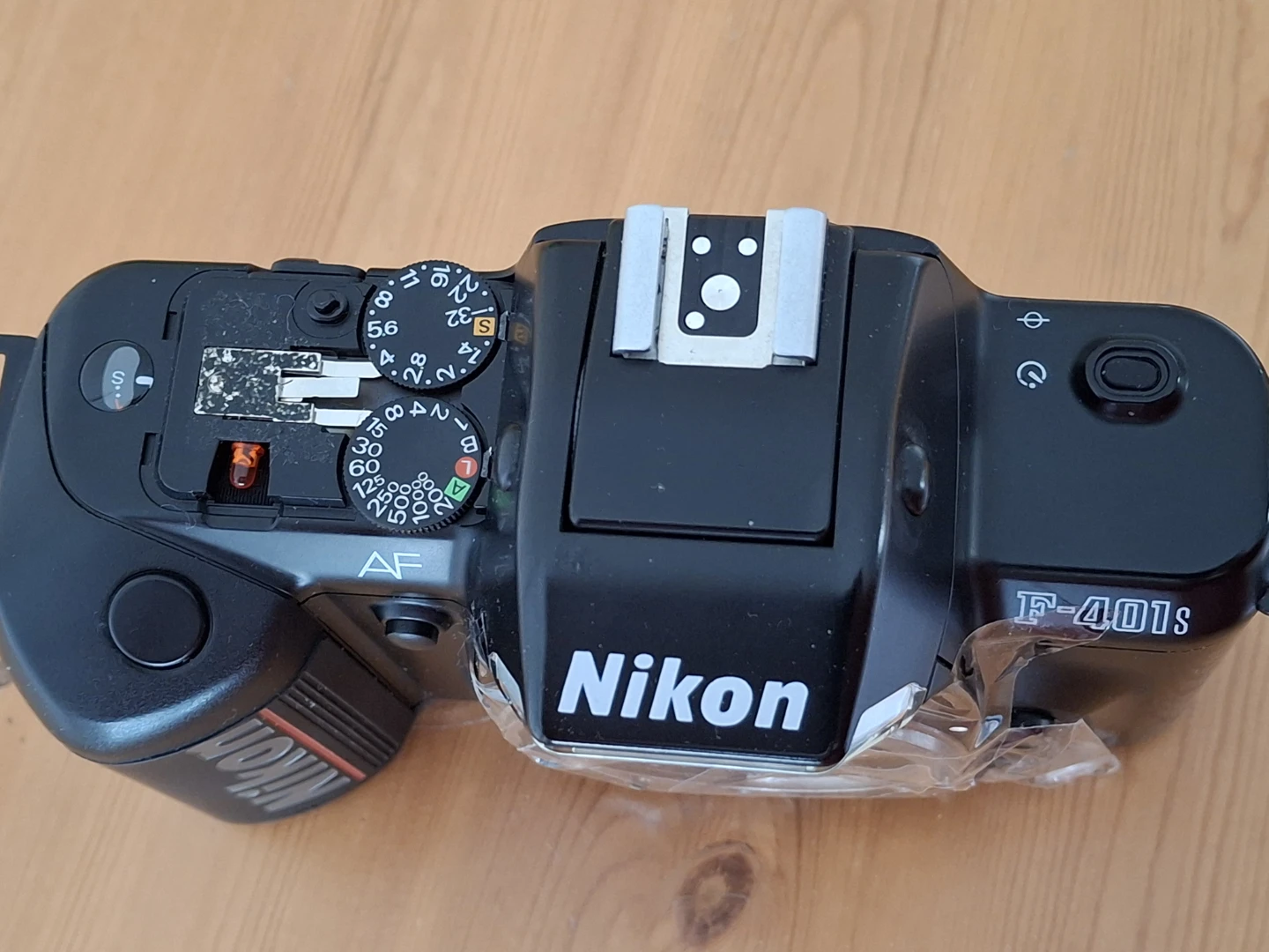 Nikon F401s camera body, free for parts or repair - photo 2