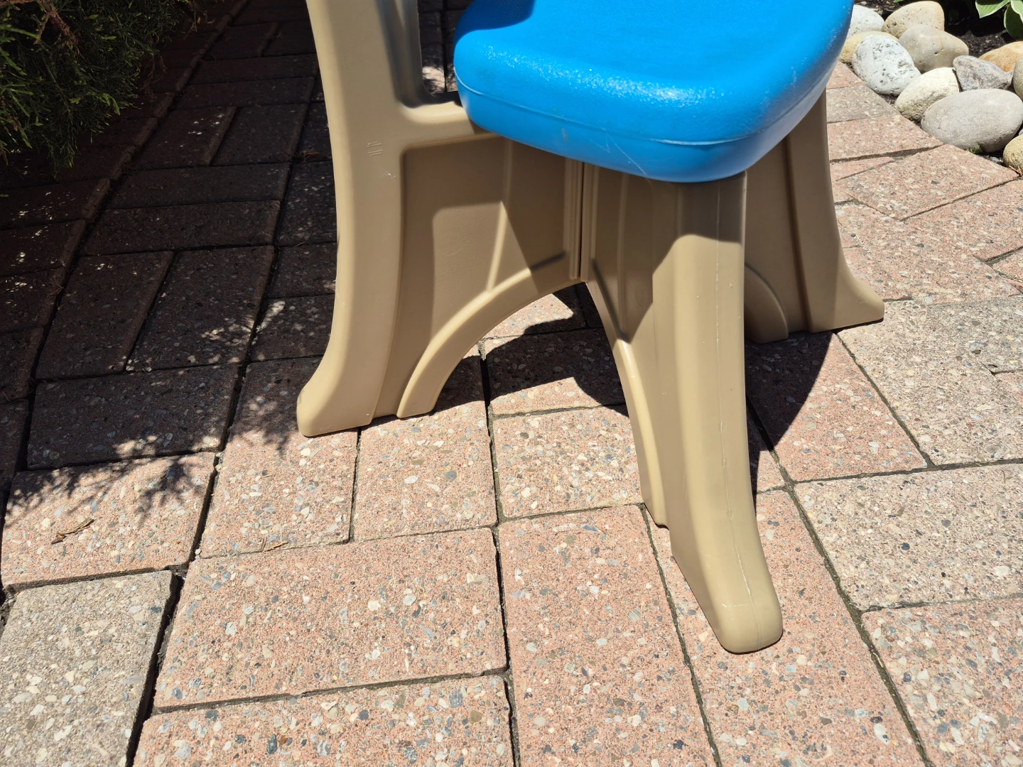 Step2 Blue and Tan Kids Chair - photo 3