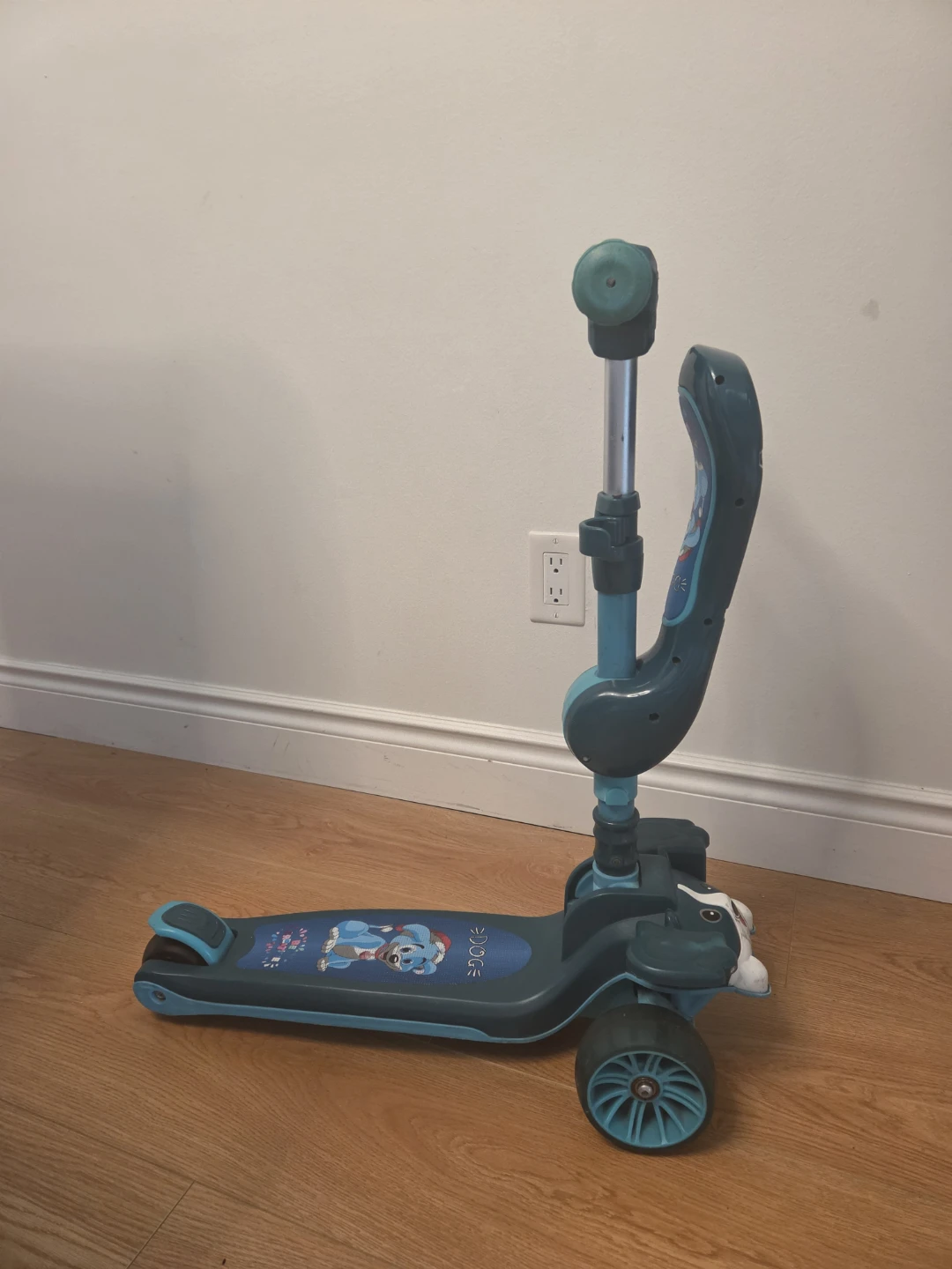Blue 3-Wheel Scooter with Dog Graphics