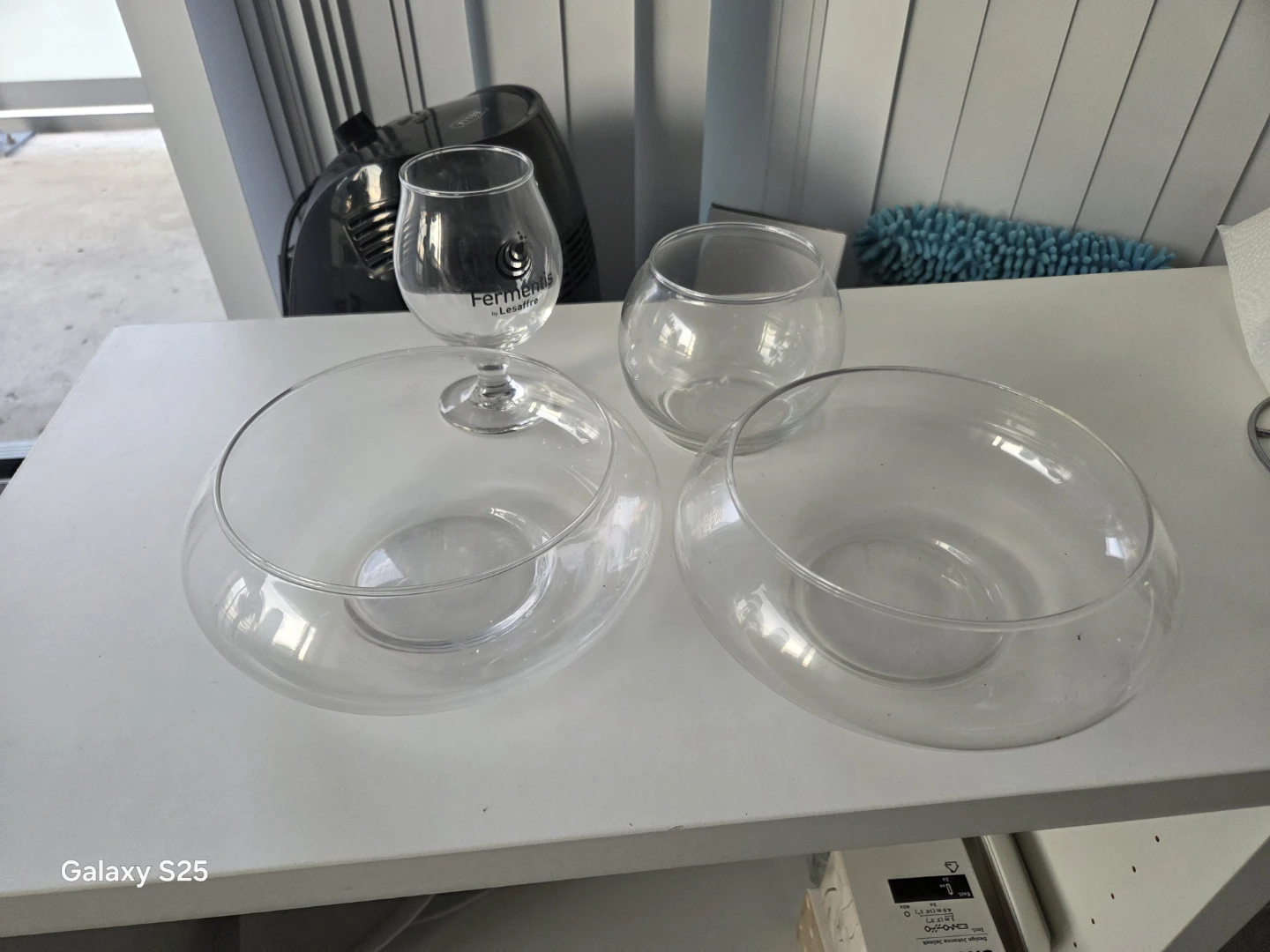 Set of 4 Clear Glass Vases/Bowls - photo 3