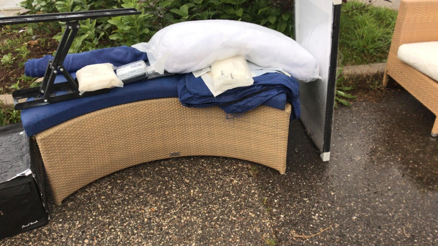 Wicker patio furniture set - photo 2