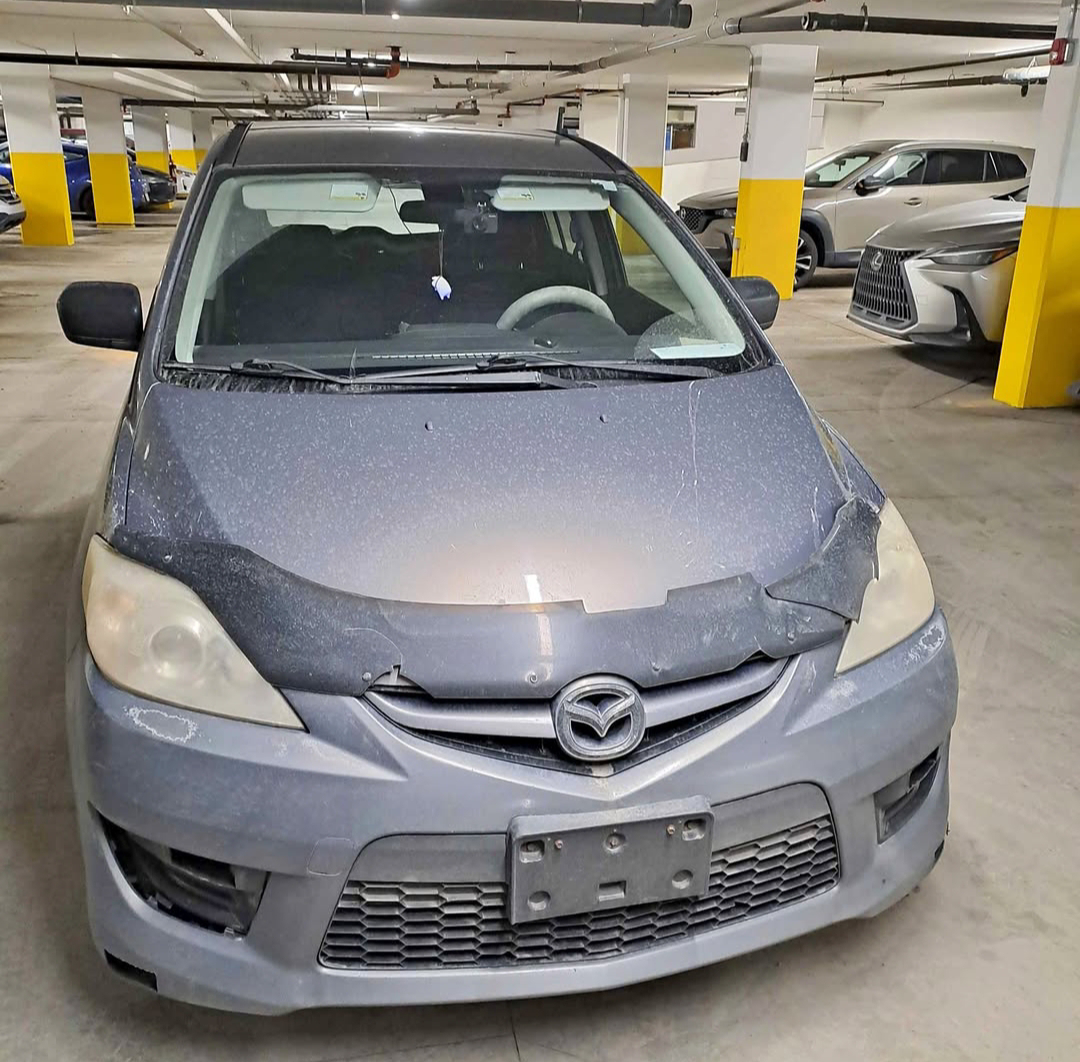 Mazda 5 Minivan