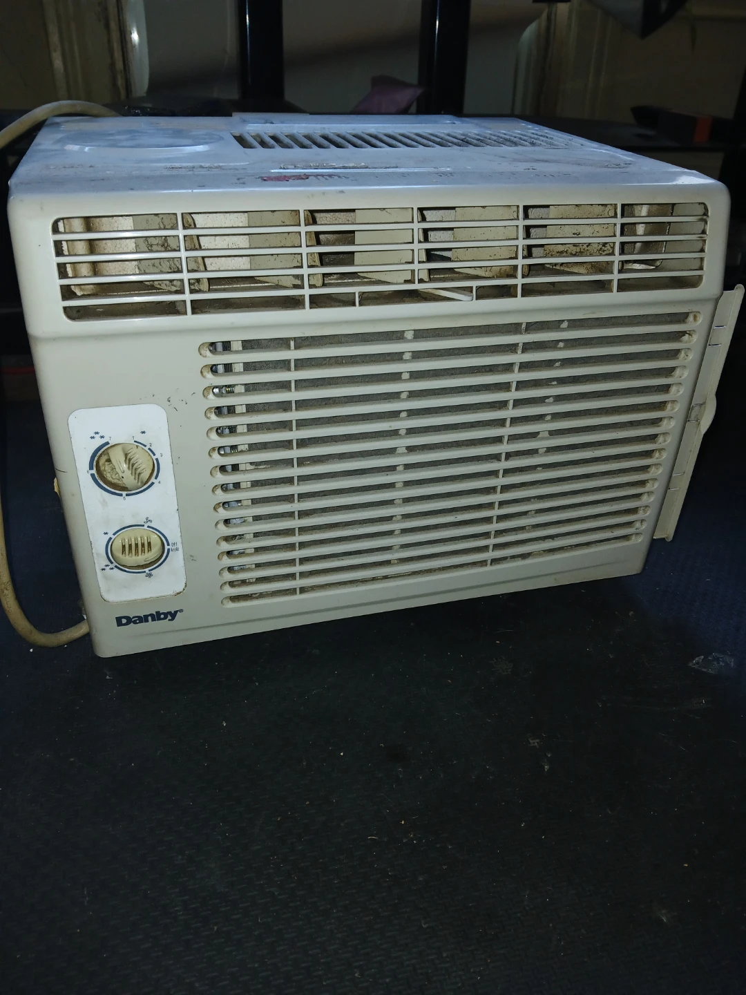 Danby Window Air Conditioner - 5,000 BTU
