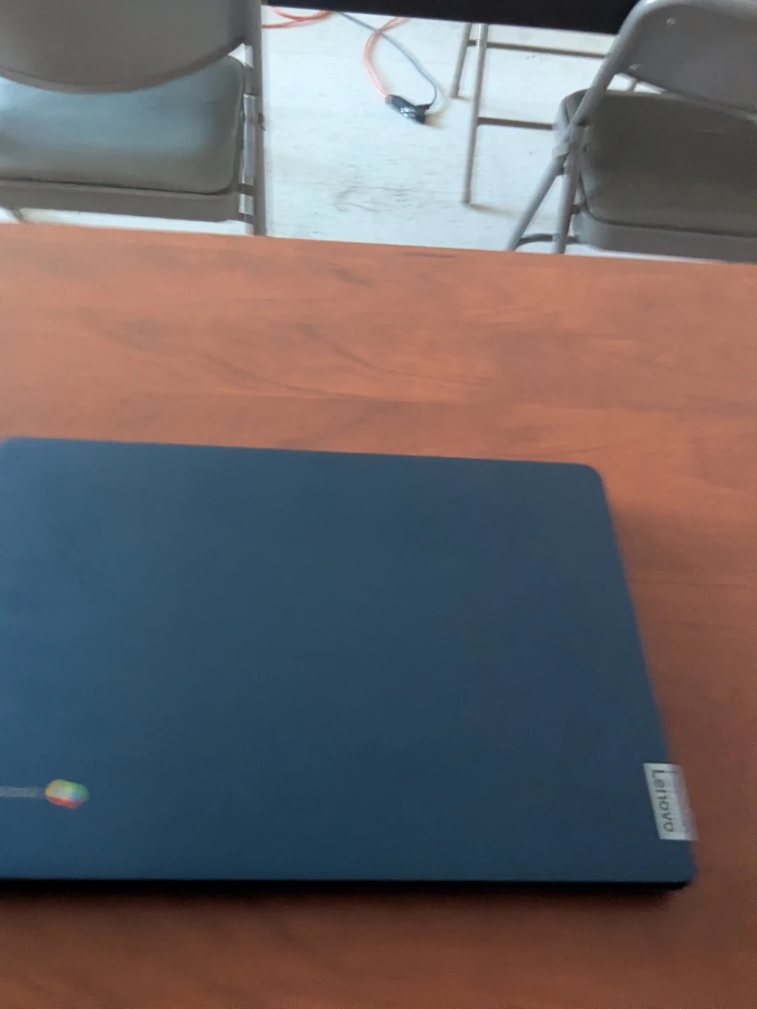 Lenovo Chromebook Laptop - photo 2