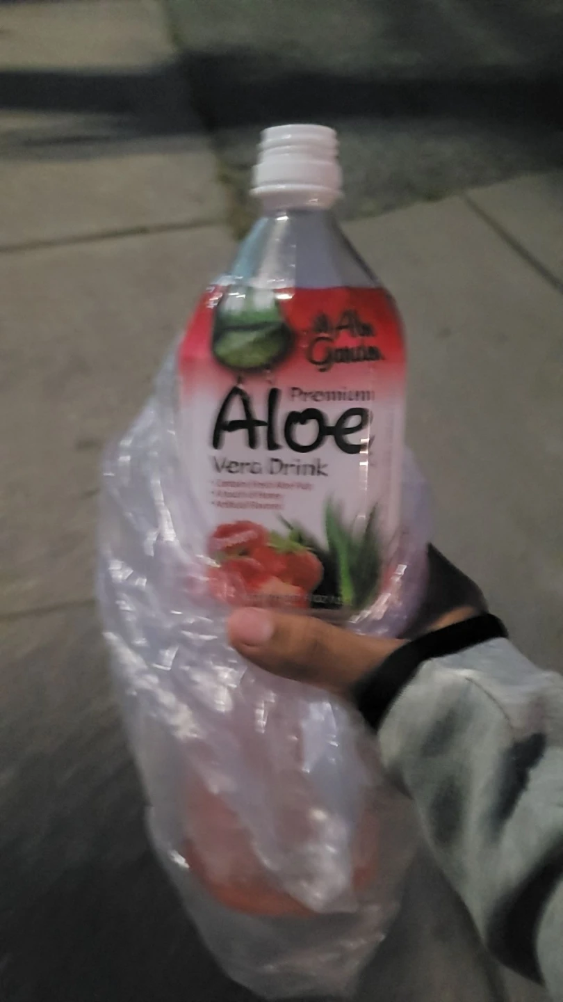 Aloe Garden Premium Aloe Vera bottle
