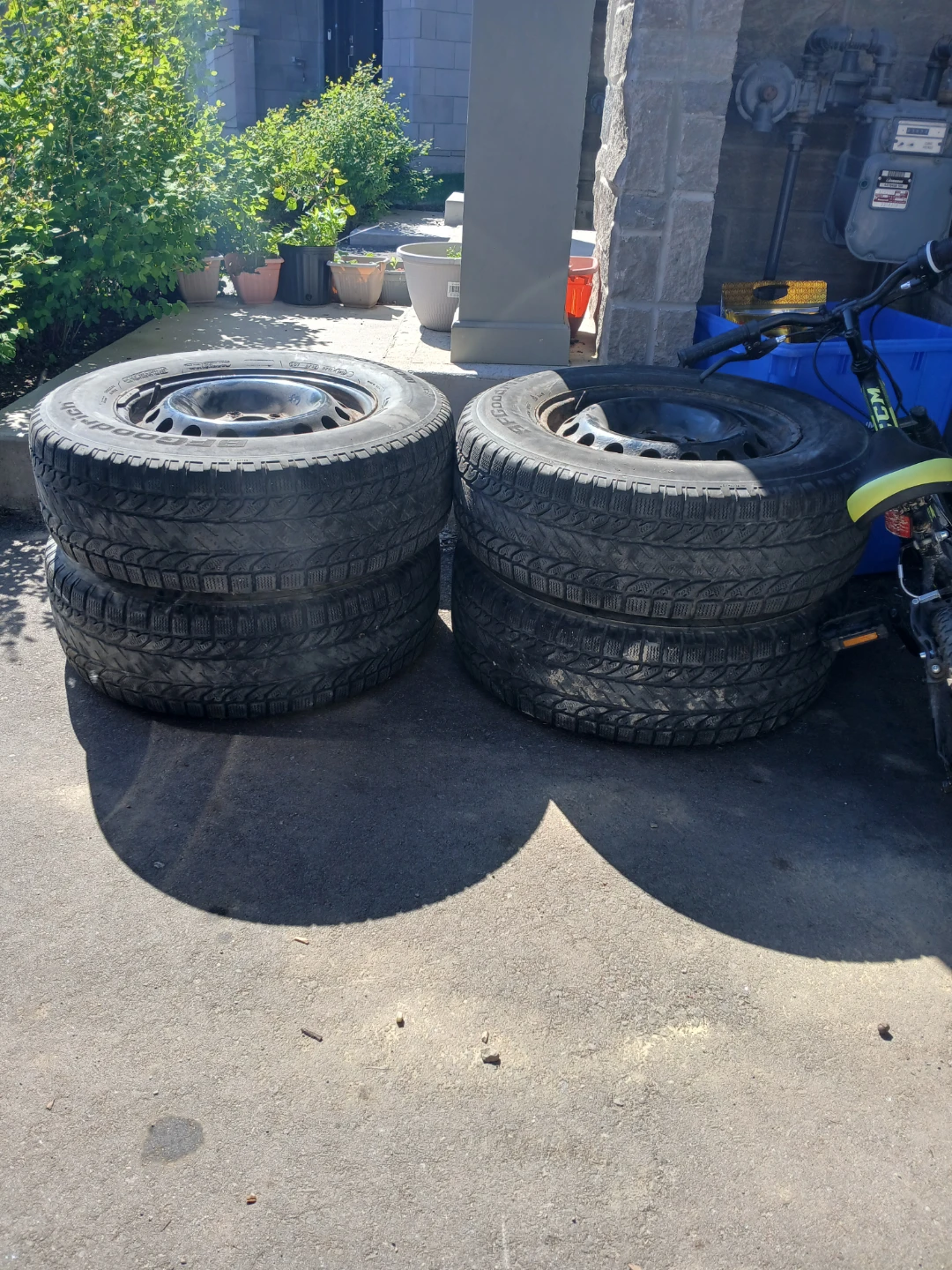Set of 4 Winter Tires on Rims