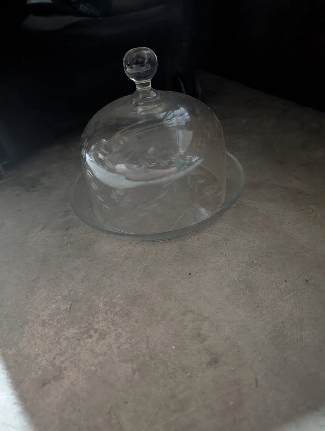 Glass Cake Dome with Plate