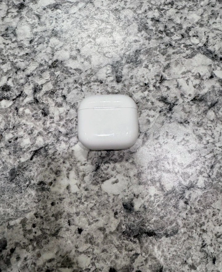 Pods 4nd Gen wireless earbuds New - photo 3