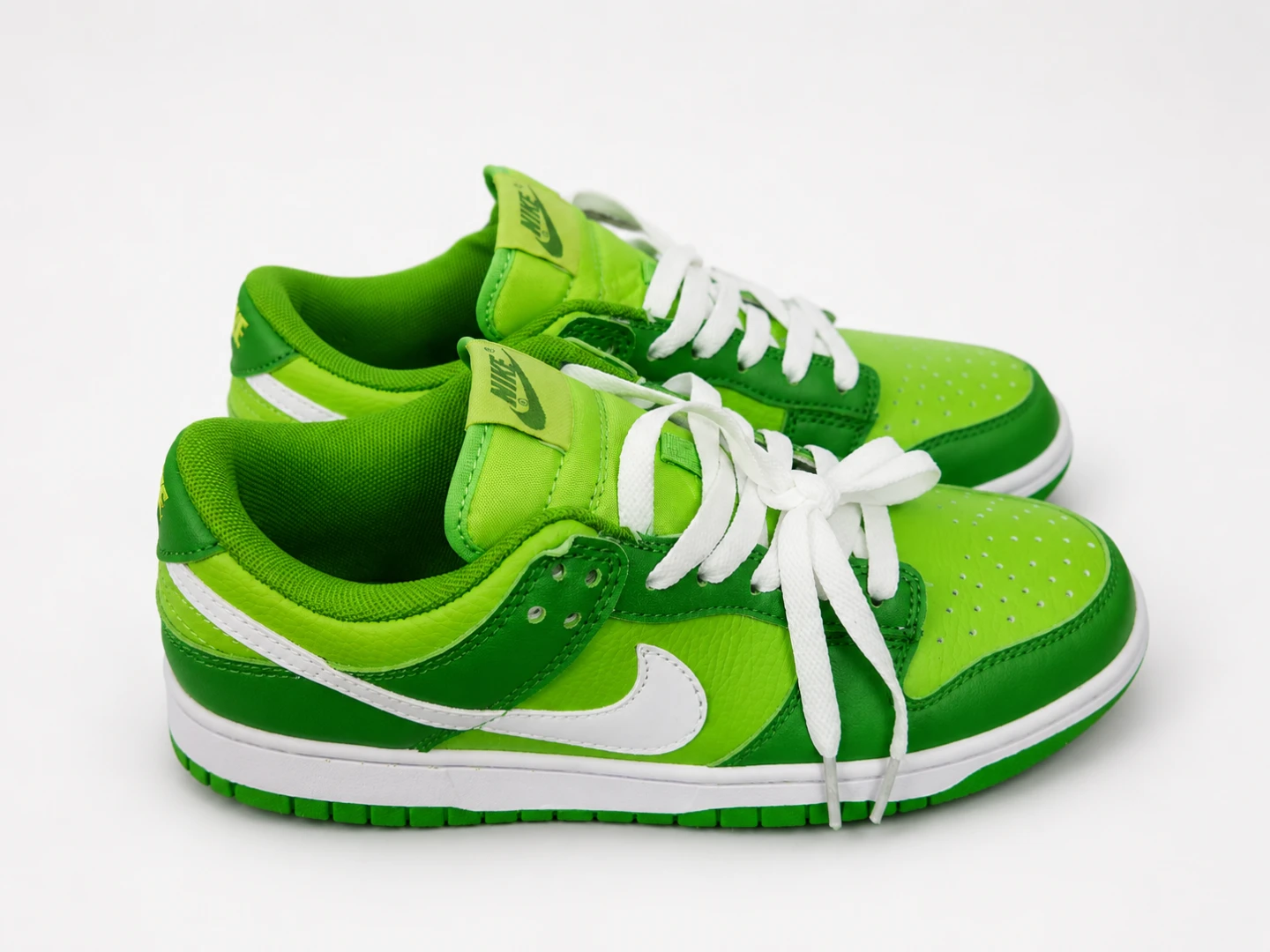 Nike Dunk Low Green White Sneakers - photo 2