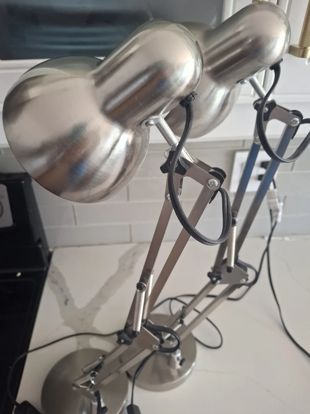 Adjustable Desk Lamps - photo 2