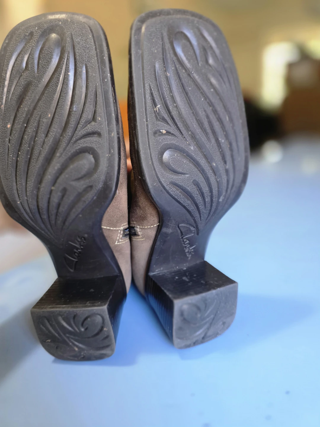 Clarks Brown Suede Ankle Boots - photo 4