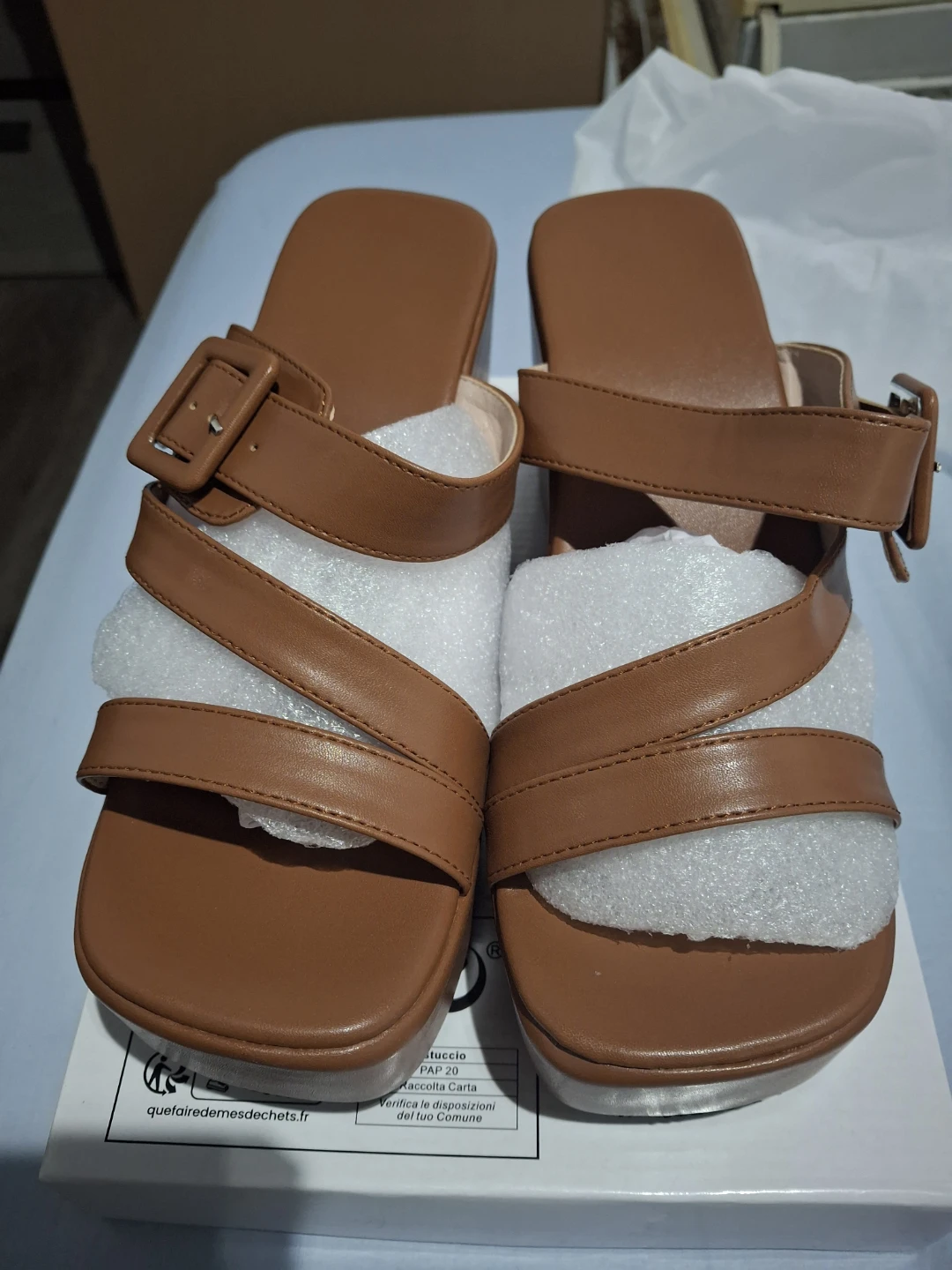 Brown Wedge Sandals ⚽️