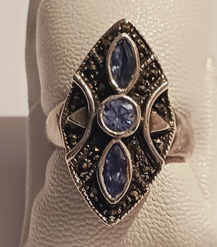 Art Deco Sterling Silver 925 Blue Topaz Marcasite Ring. 6.