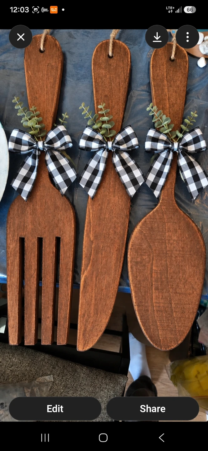 Wooden Kitchen Utensil Wall Decor