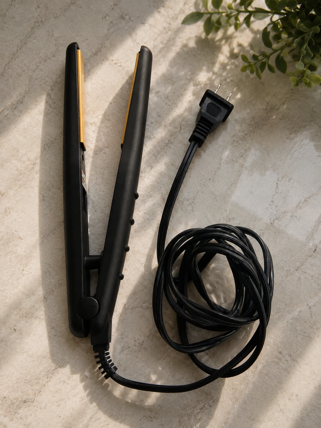 Black Hair Straightener with Gold Plates - photo 2