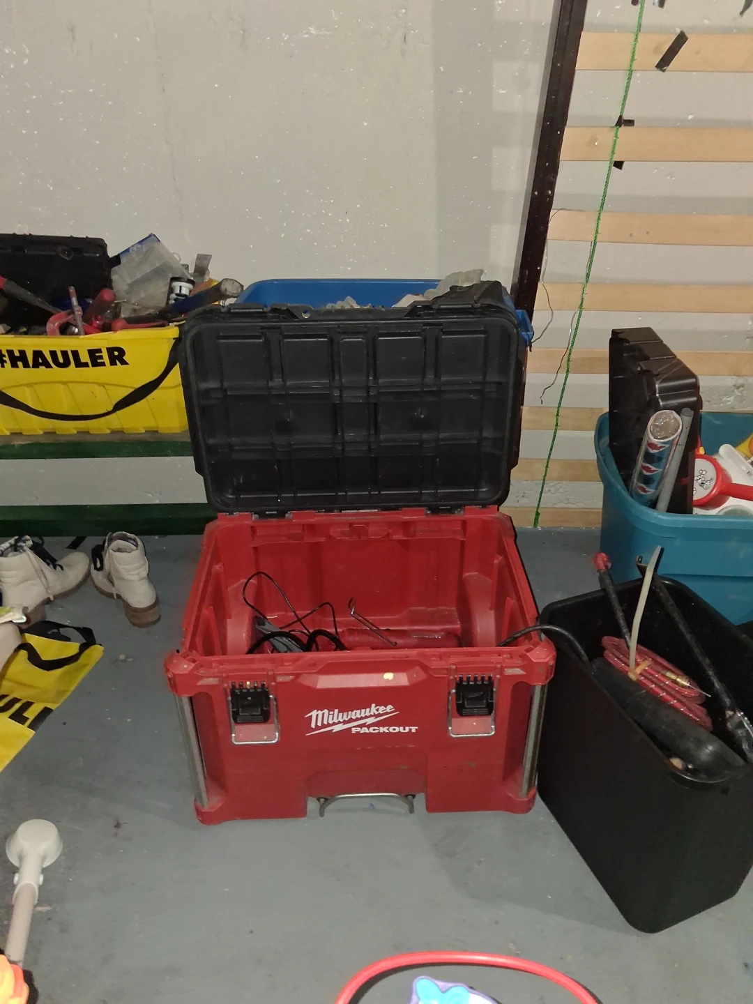 Milwaukee PACKOUT Tool Storage Box