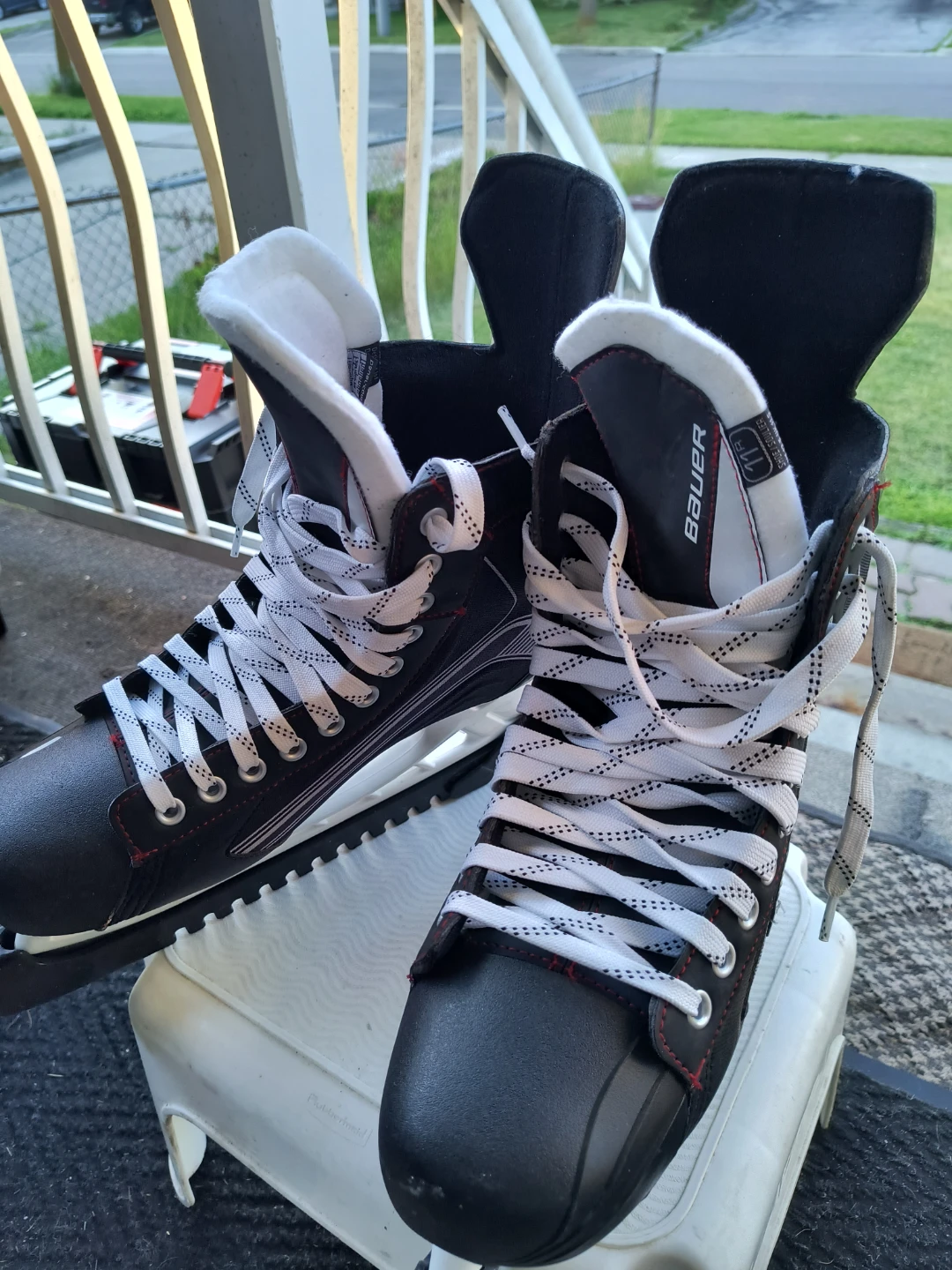 Bauer Hockey Skates and Helmet - photo 2