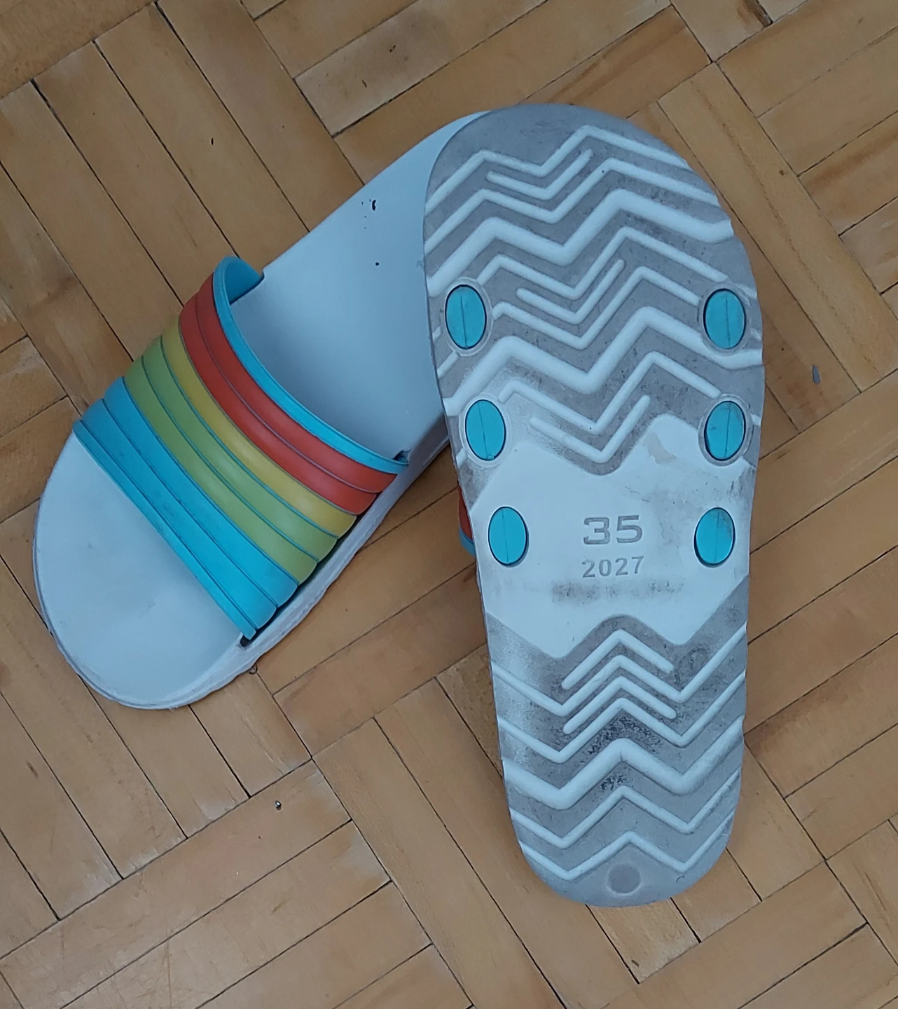 Kauai Slides Size 35 women or kids - photo 2