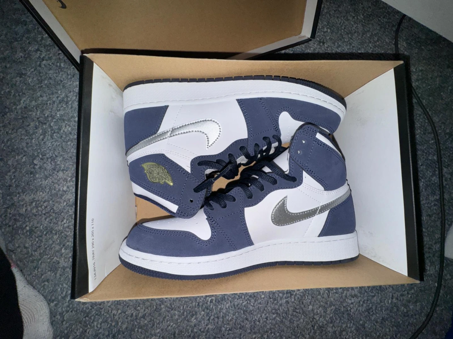 Air Jordan's 1s Retro High OG midnight navy