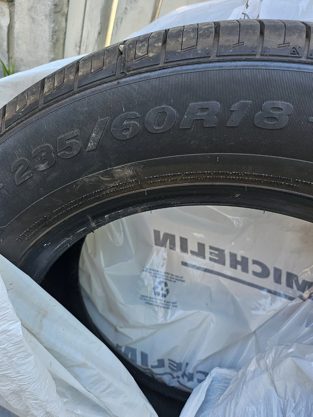 Fortune Tire 235/60R18 103H - photo 2