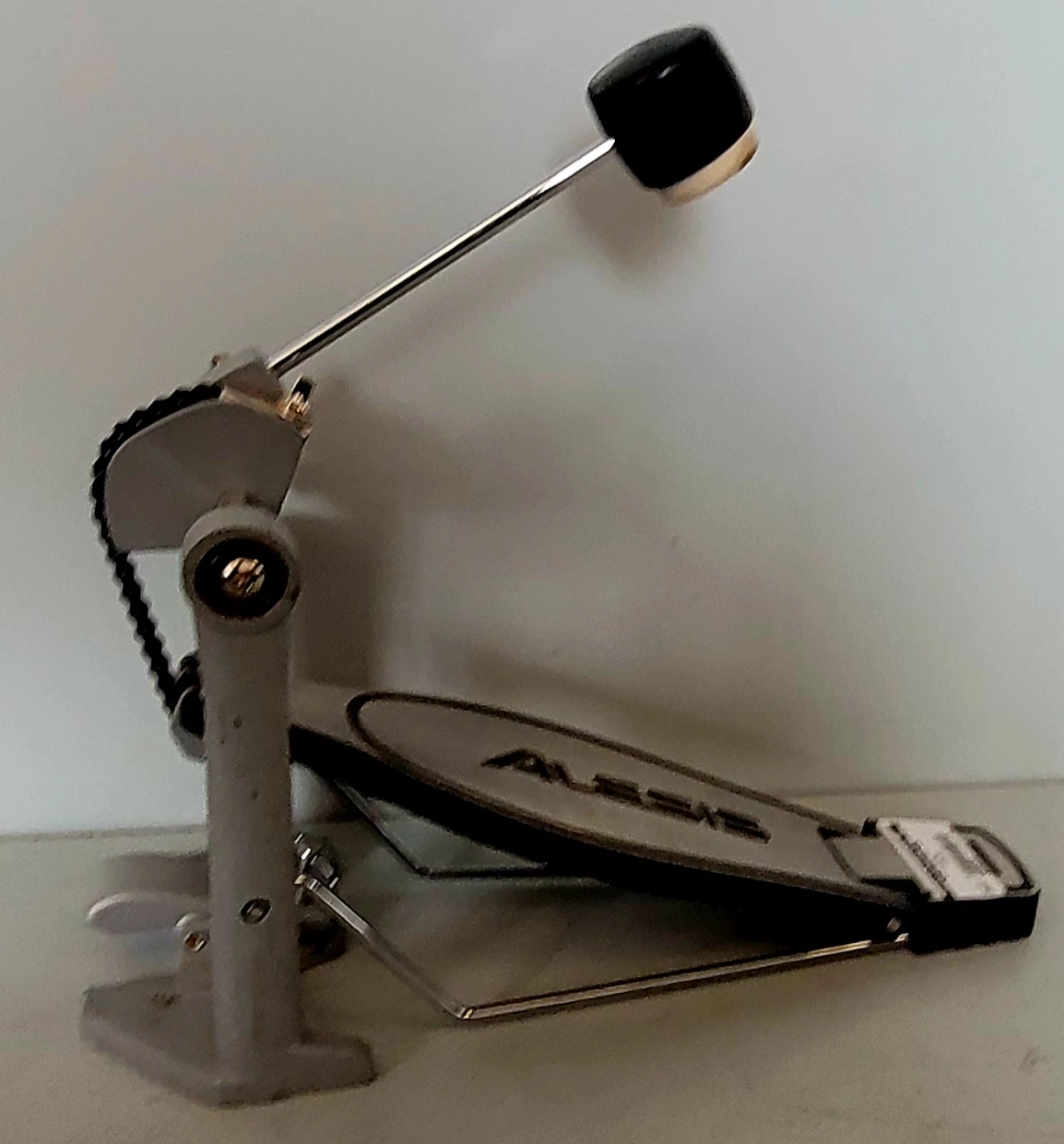 Alesis KP1 Chain Drive Kick Drum Pedal (32556412) - photo 4