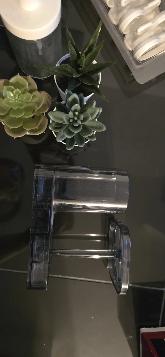 Ikea Glass Dispensers, plants, shower rings, toothbrush holder - photo 4