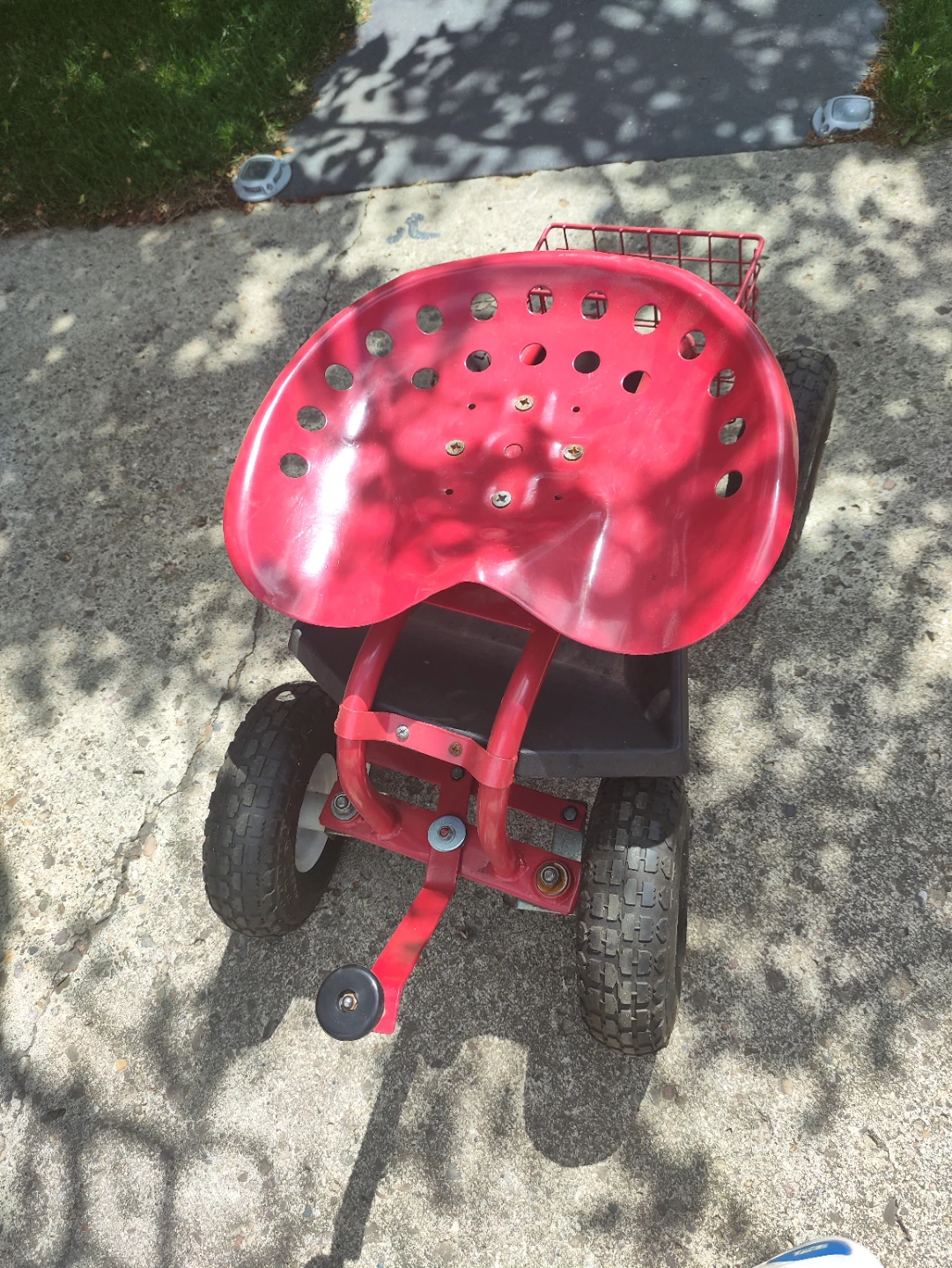 Red Ride-On Tractor Toy with Basket - photo 2