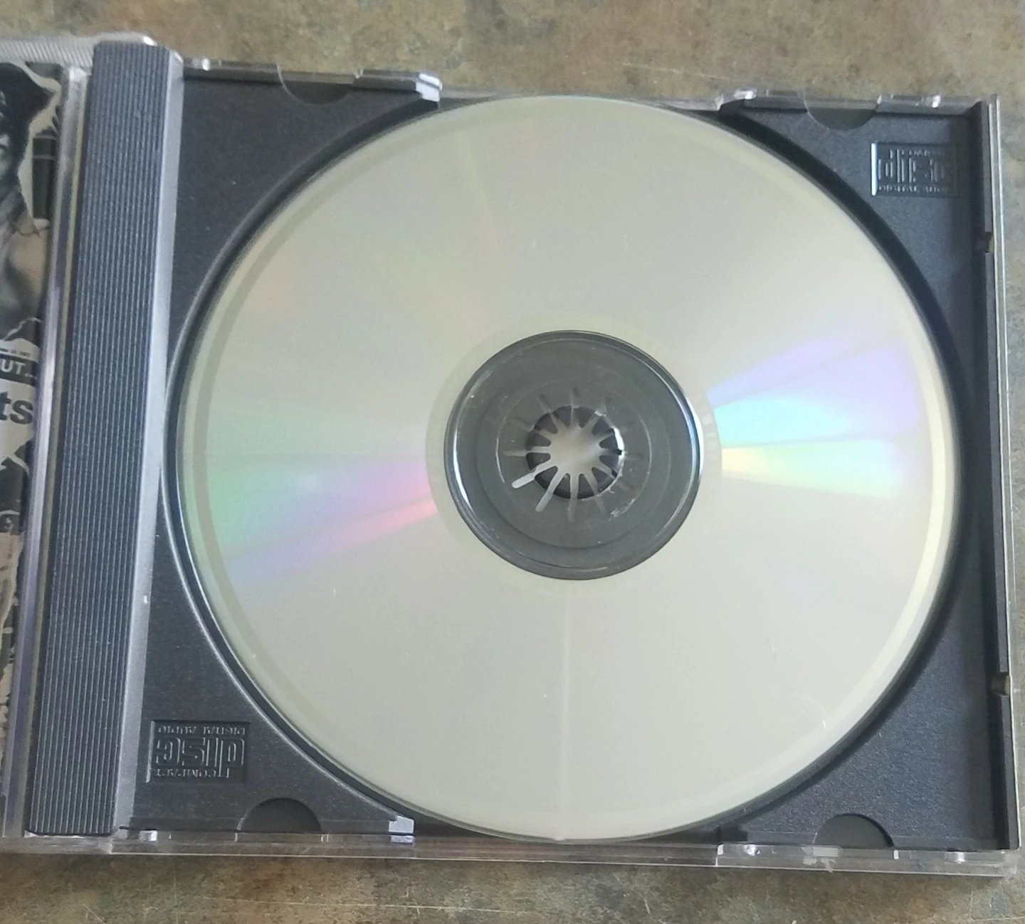 Vintage Motley Crue Decade Of Decadence '81-'91 Ex. Cond. CD - photo 3