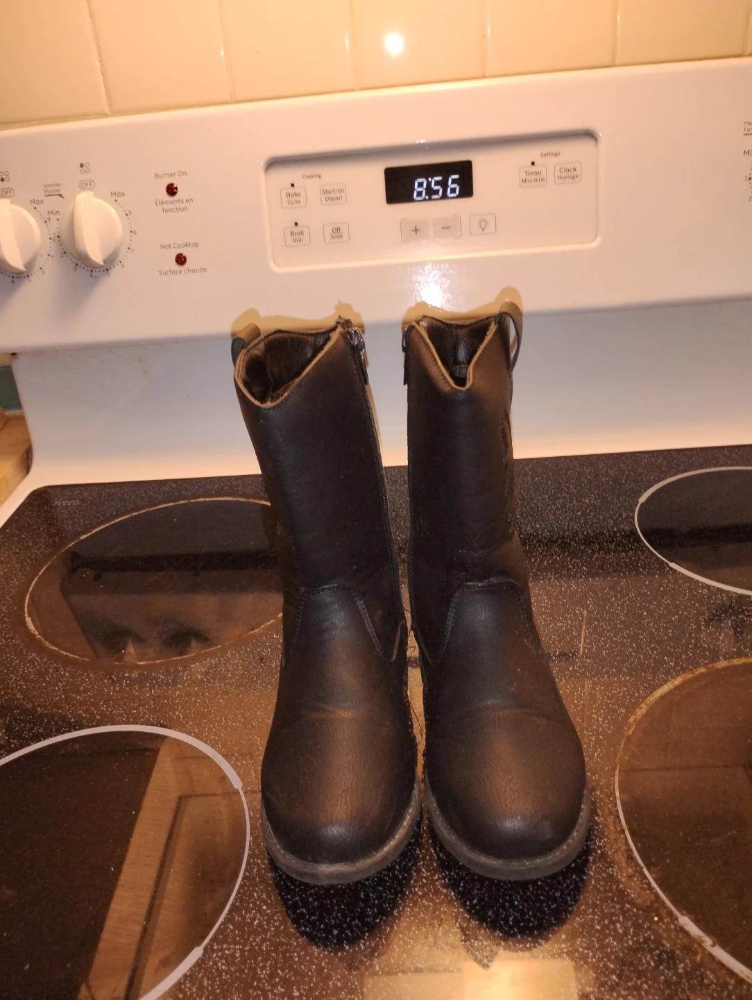Little girls boots  size 11