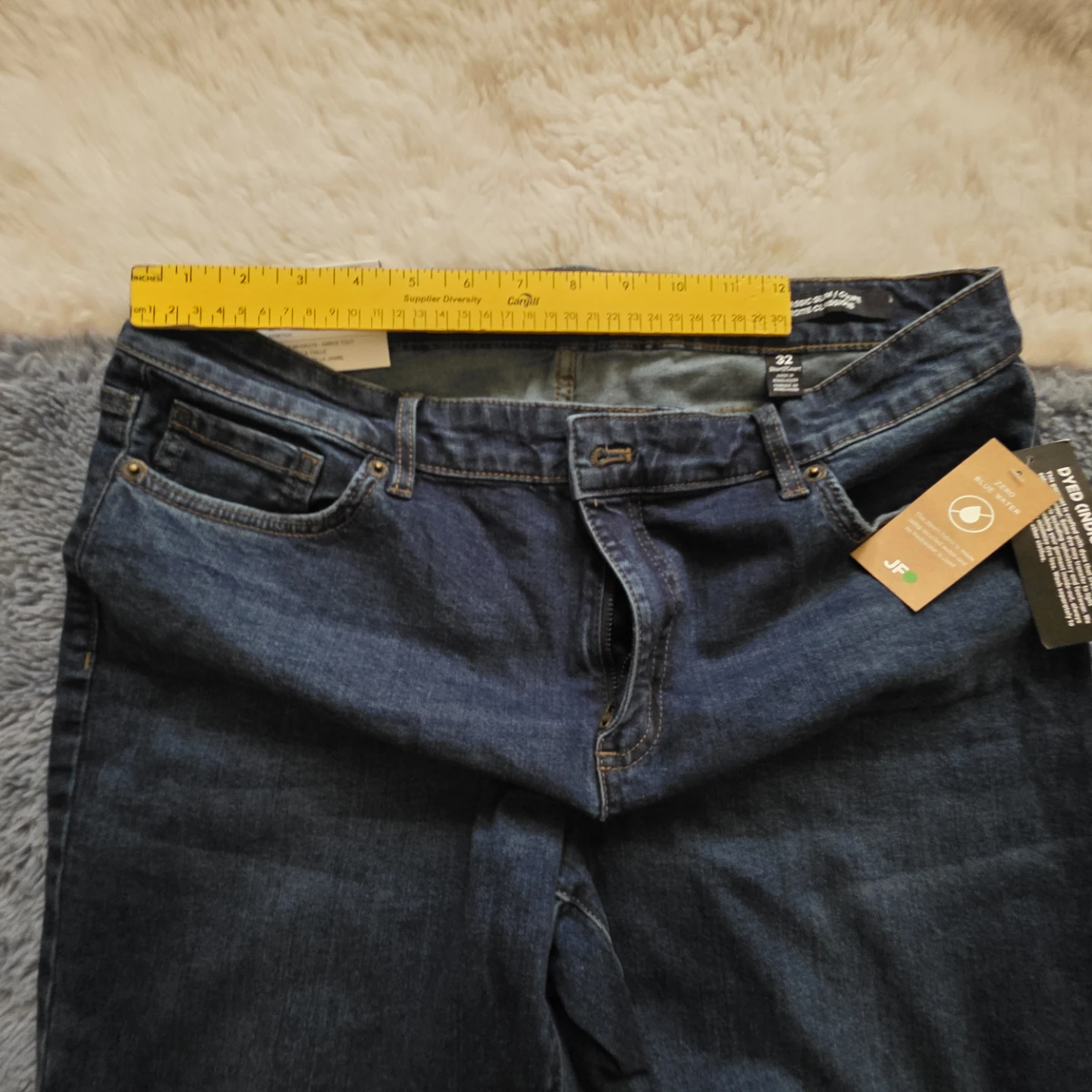 Joe Fresh Classic Slim Jeans - Size 32 Short
