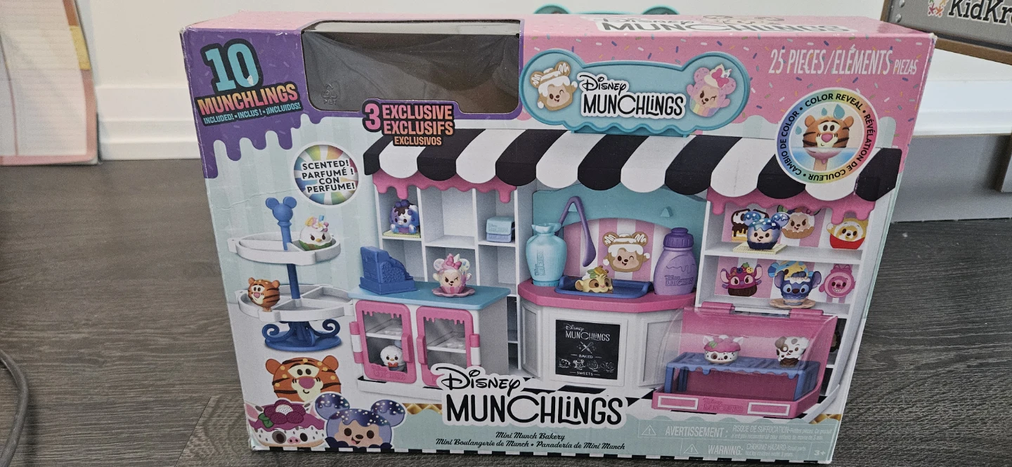 Disney Munchlings Mini Munch Bakery Playset